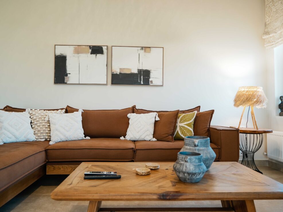 LUXURY AIRBNB IN KARYSTOS, AETOS